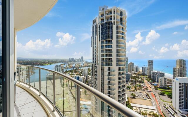 Chevron Renaissance - Q Stay
