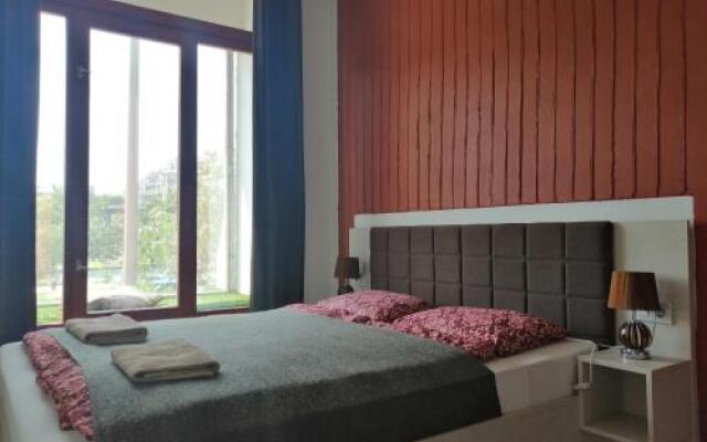 Zoom-Budapest Apartments