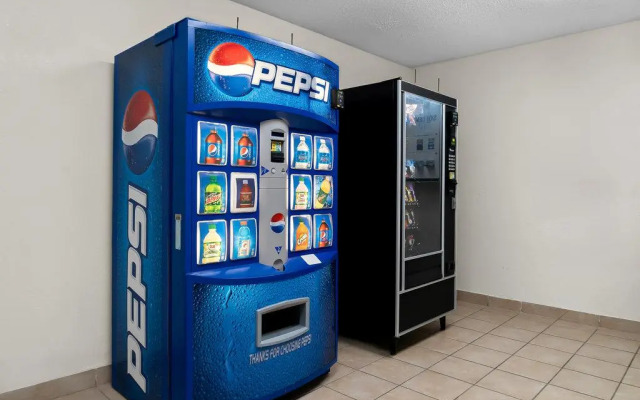 Red Roof Inn Auburn Hills