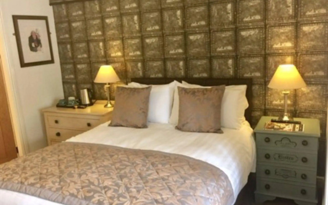 The Swan Inn