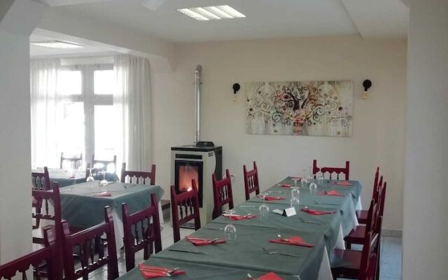 Hostal Torreblanca & Nuevo Eco Urbión