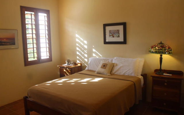 The Crimson Orchid Inn at Orchid Bay