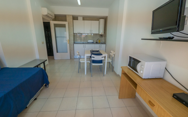 Apartaments AR Melrose Place