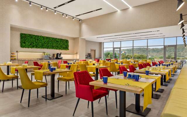 Ramada by Wyndham Targu Jiu