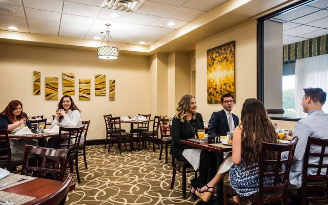 Holiday Inn Hasbrouck Heights-Meadowlands by IHG