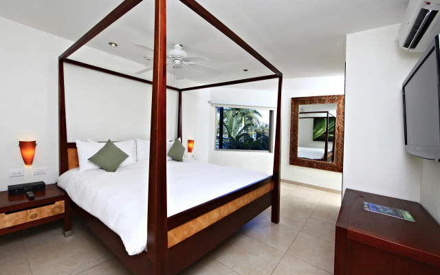 Sandos Caracol Nature Resort & Water Park All Inclusive