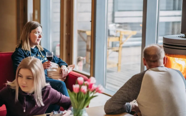 Kuoreksenniemi Villas & Lakehouse