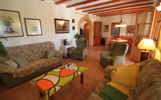 Finca Cantares - holiday home with private swimming pool in Benissa