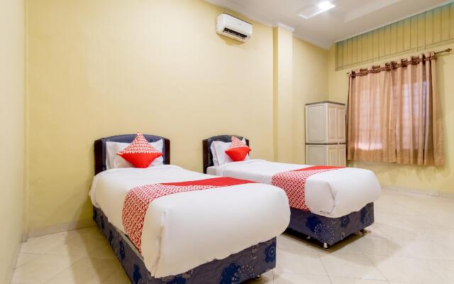 OYO 1307 Star Residence