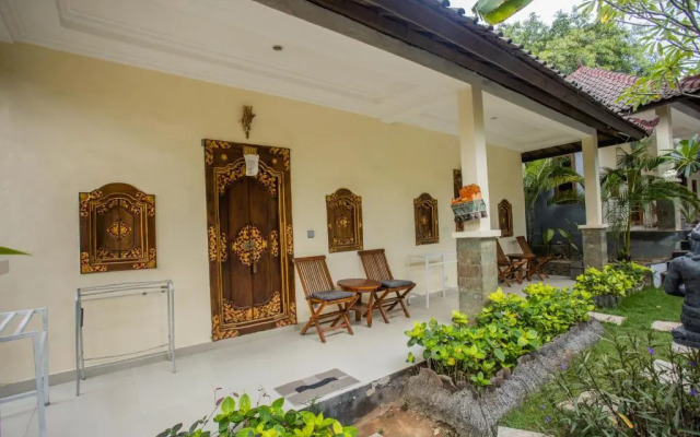 The Tanis Villas & Lembongan Express Bali