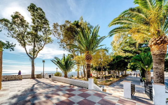 Modern Riviera Golf Y Mar