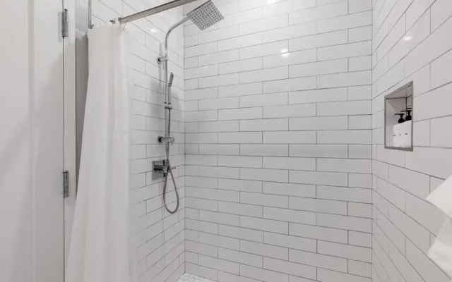 Sosuite Studio Apt w W/d, Gym, Lounge