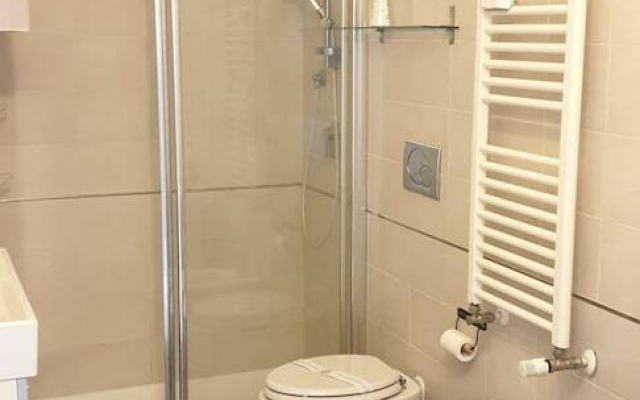 Farini Rooms