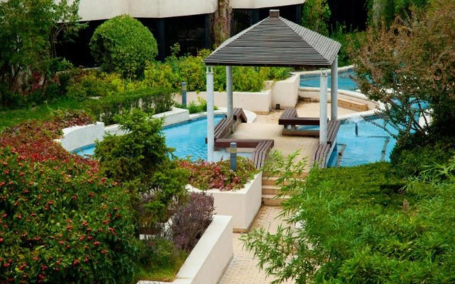 Beijing HWA (Apartment) Hotel