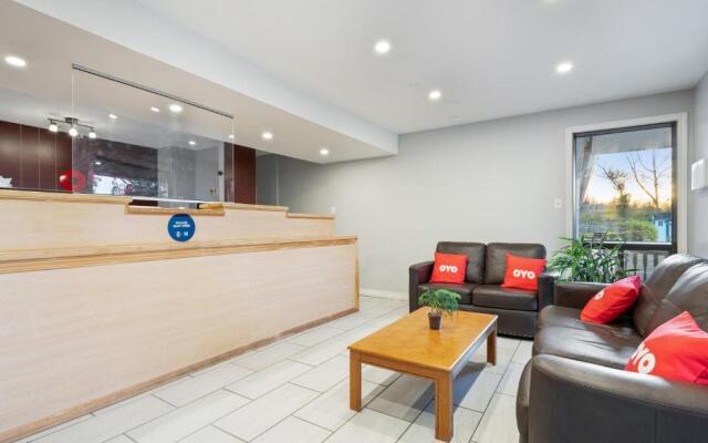 First Canada Inn Cornwall