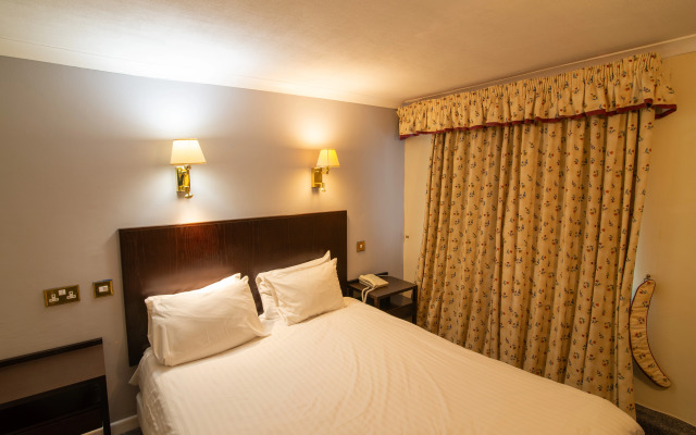 The Ivy Bush Royal Hotel By Compass Hospitality