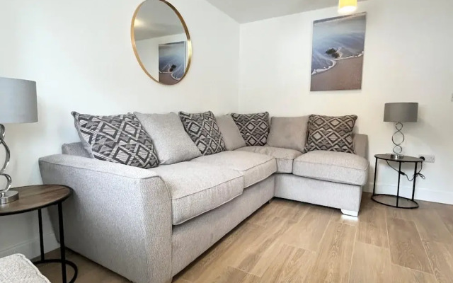 The Retreat on Morrab Sleeps 6 Balcony Parking