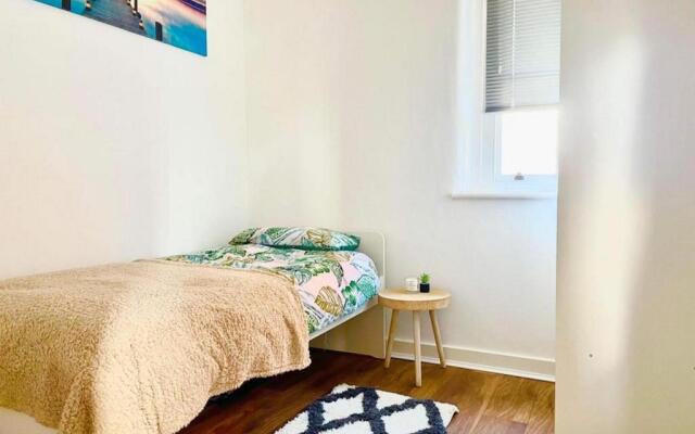 2 Bed Self Contained Apartment Wrexham