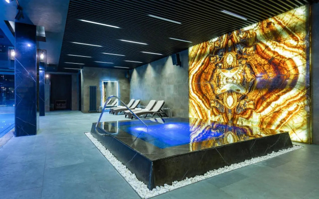 Вo'ston Hotel