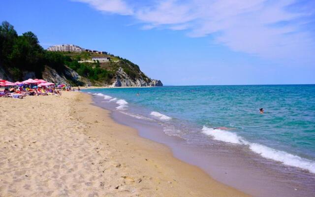 Apart Complex Byala Residence