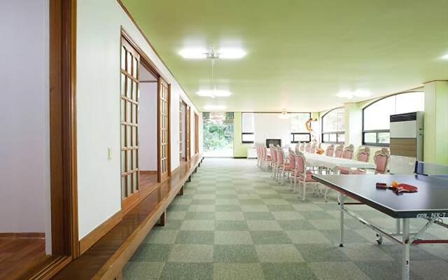 Taean Wood Fragrance Pension