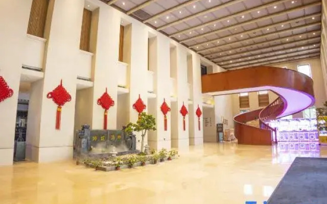 Kun City Resort & Spa