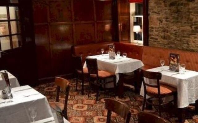 The Drovers Inn Hotel & Bluebell Bar and Grill