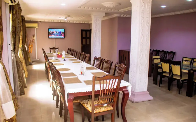 Goldstone Luxury Hotel