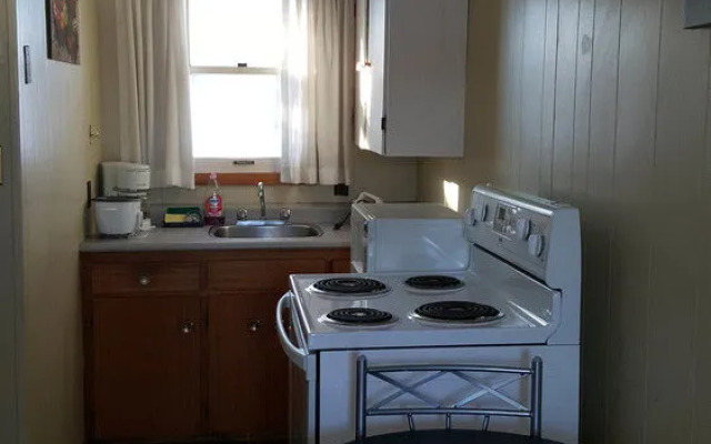 The White Horse Motel