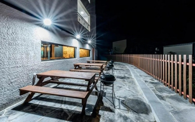 Seogwipo Moira Spa Pension