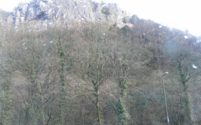 Stone Lodge