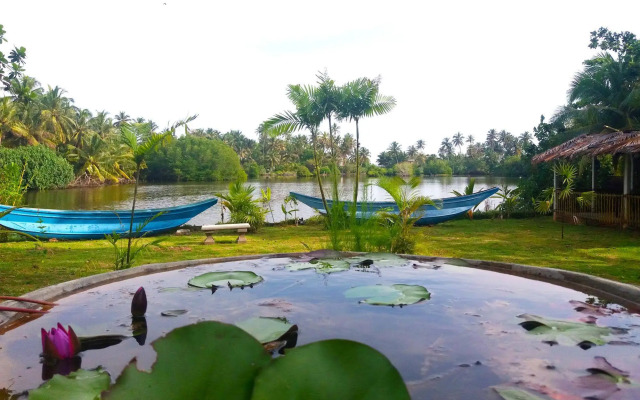 Lagoon Resort Goviyapana