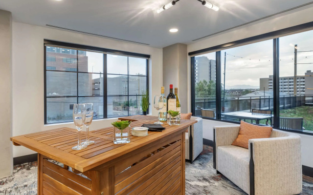 Cambria Hotel Denver Downtown RiNo