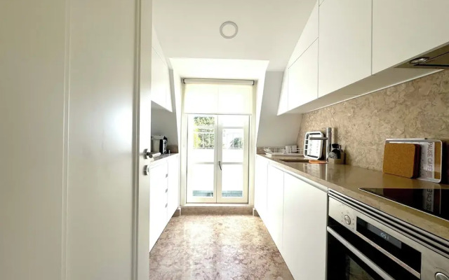 Ajuda Palace Inn Lisbon