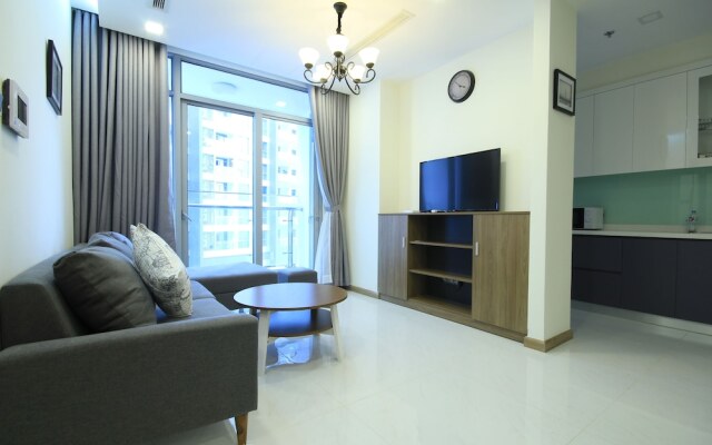 Smiley Apartment - Vinhome