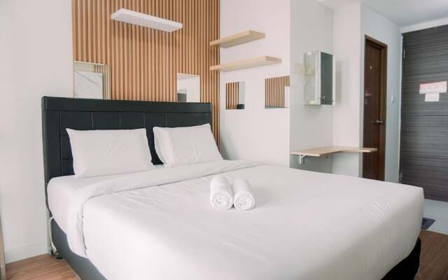 Simply Look Studio At Amazana Serpong Apartment