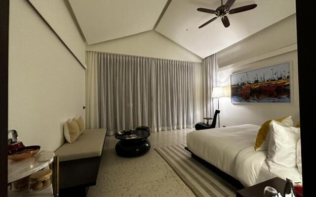 The Postcard on the Arabian Sea