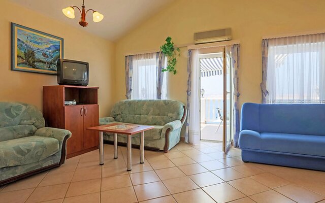 Apartment Delfin Karlobag 35749