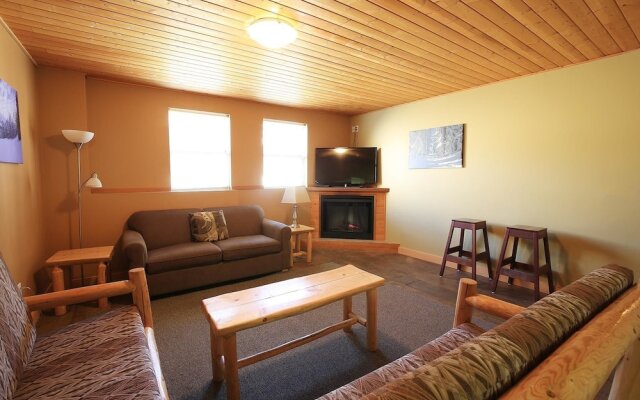 Executive Suite by Apex Mountain Lodging
