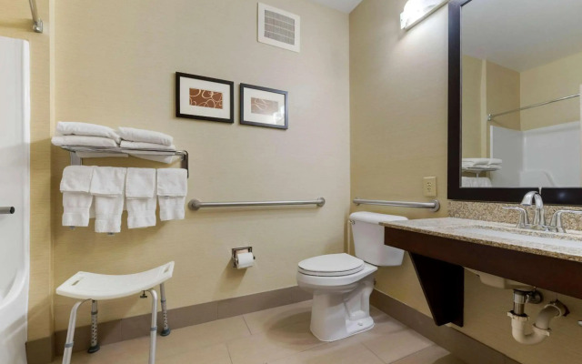 Comfort Suites