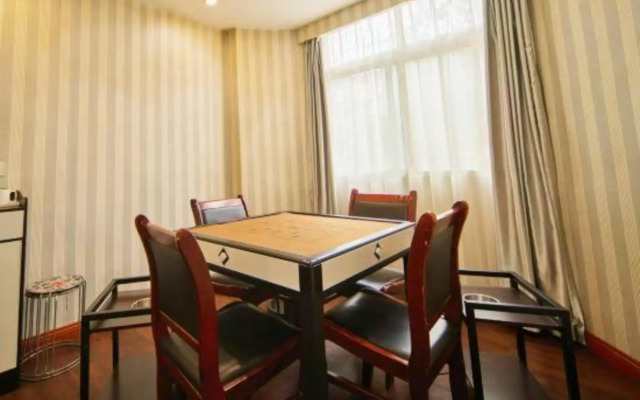 Mango Hotel (Hanzhong Tiantai Road)