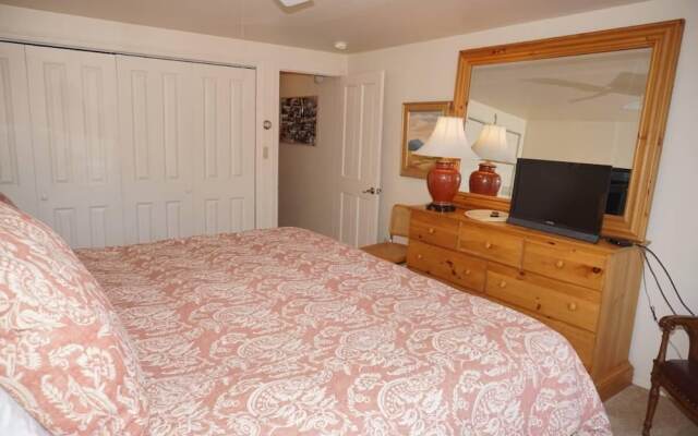 520 Cooper Ave E #305