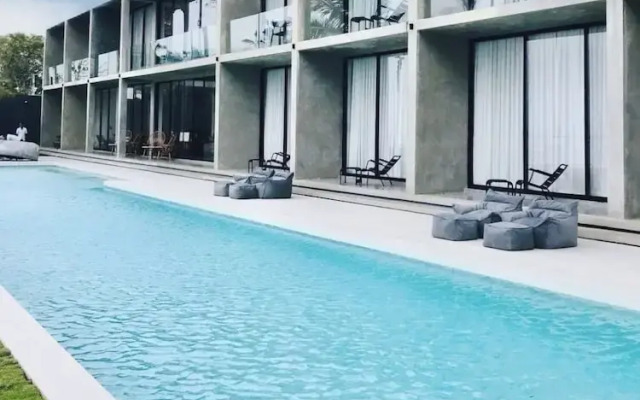 Bojangles Beach House