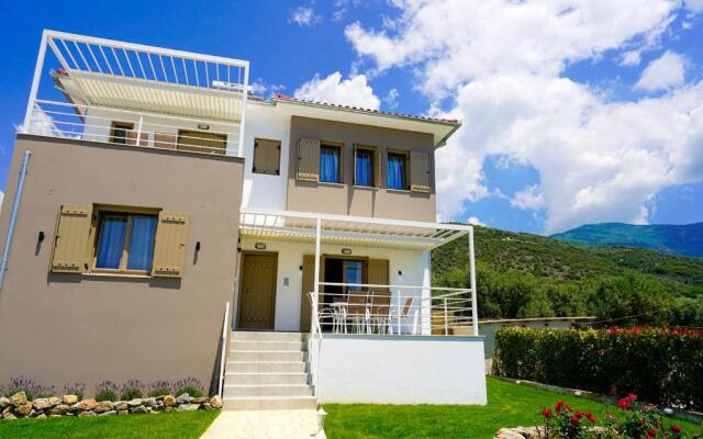 Charikleia's 1st floor appartment in Pelion