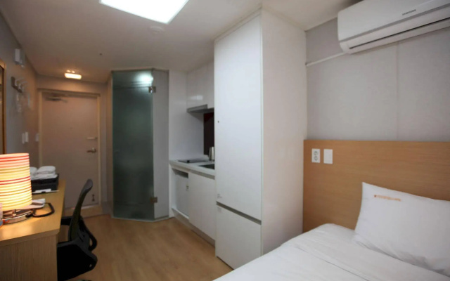 Easy Residence Hotel