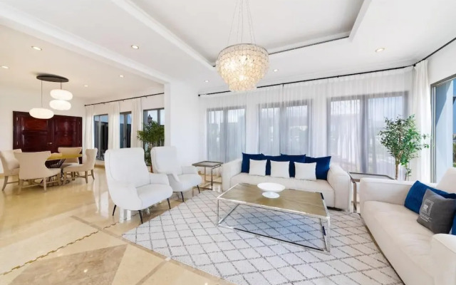 Manzil-6BR Lux Villa with Pvt Pool