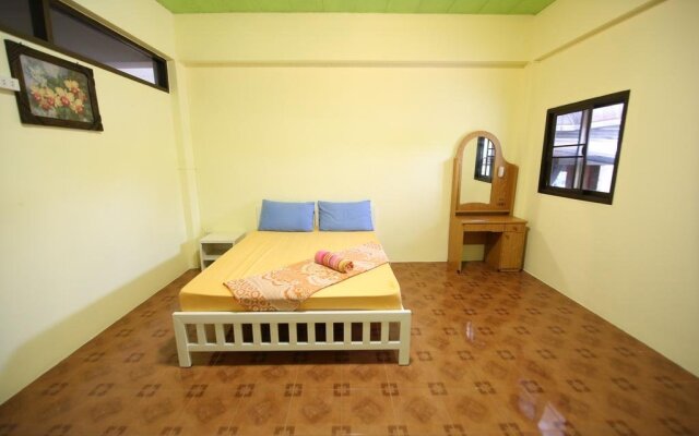 Baan Nisarine