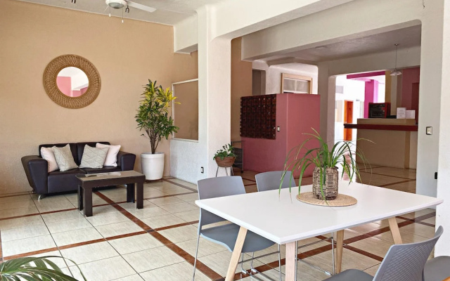 Hotel Gladys