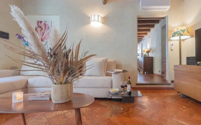 Pantero Apartment