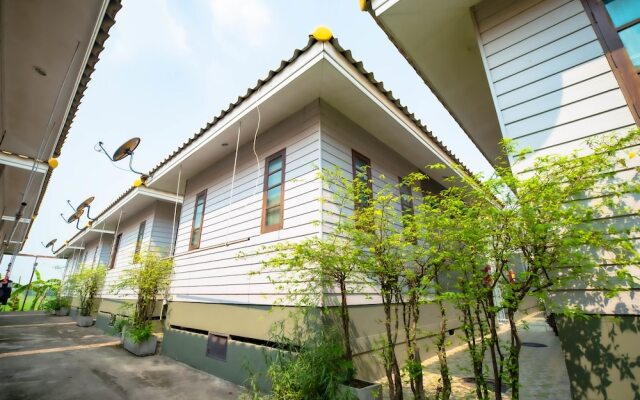 OYO 569 Aa Resort